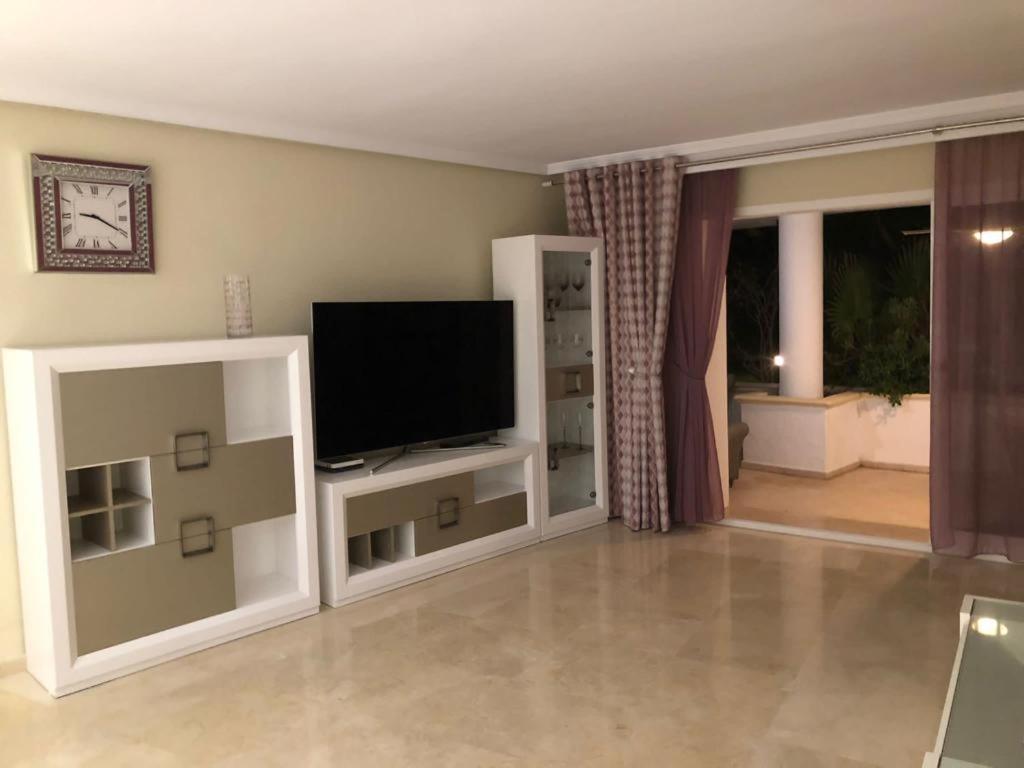 Dominion Apartments Estepona Eksteriør bilde