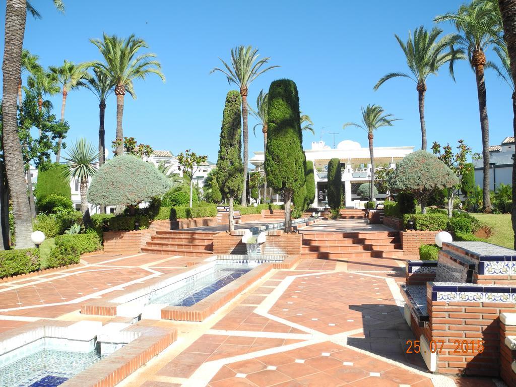Dominion Apartments Estepona Eksteriør bilde